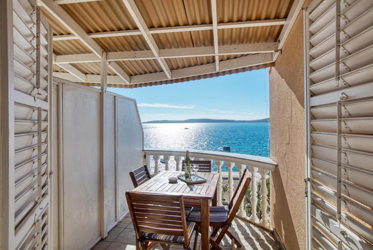 Apartments By The Sea Brodarica, Sibenik - 4194 エクステリア 写真