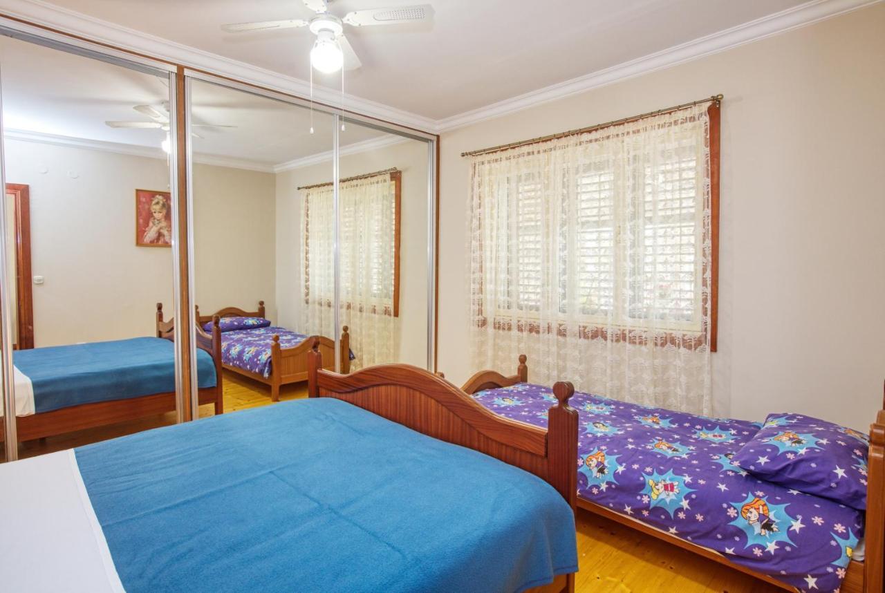 Apartments By The Sea Brodarica, Sibenik - 4194 エクステリア 写真