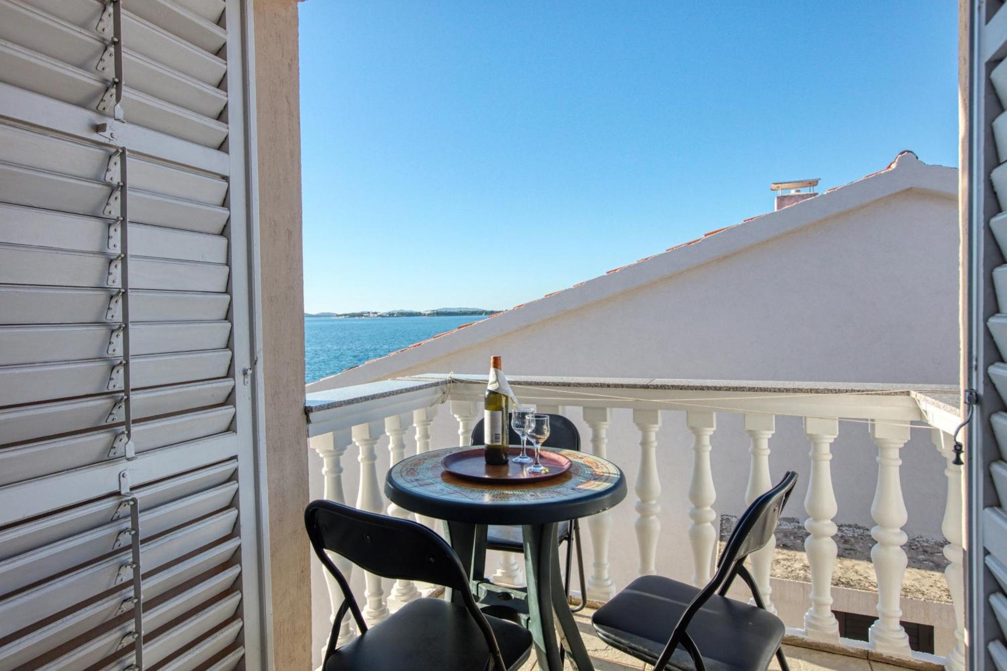 Apartments By The Sea Brodarica, Sibenik - 4194 エクステリア 写真